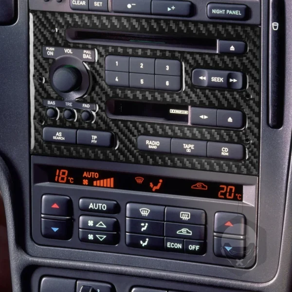 Finition Carbone – Habillage Panneau de Commande Radio/CD Central pour Saab 9-5 (2003–2005) – Image 3